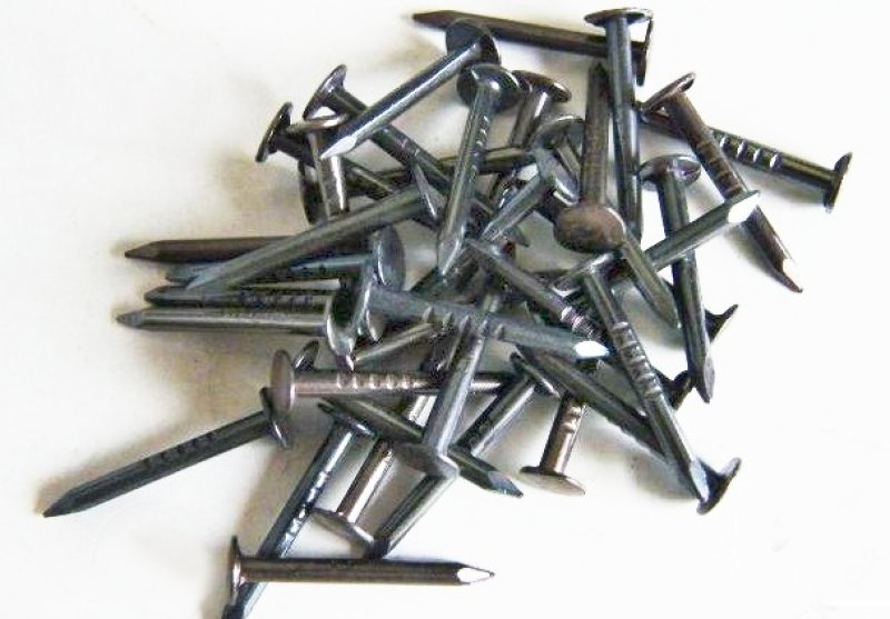 Hřebík čalounický 12 mm