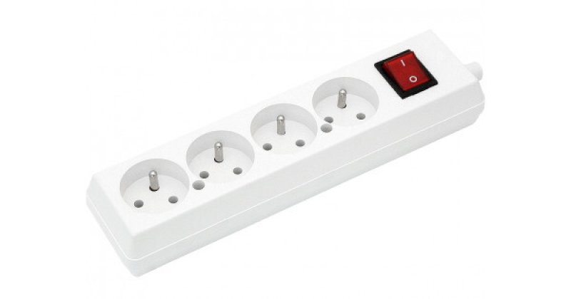 Čtyřzásuvka GN-470WS s vyp.