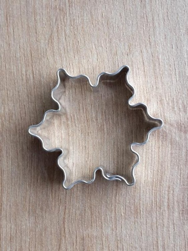 Vykrajovačka hvězdička vroubk.malá